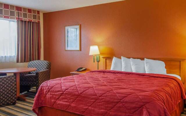 Quality Inn & Suites Medford Airport