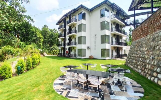 Ataraxia Crestmont Resorts & Spa