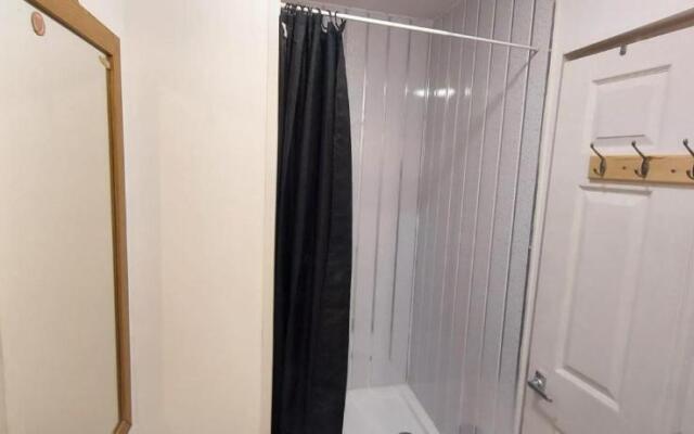 Lovely 3-bed Apartment in Parkgate Rotherham