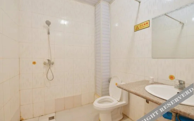 Shuangfu Hostel