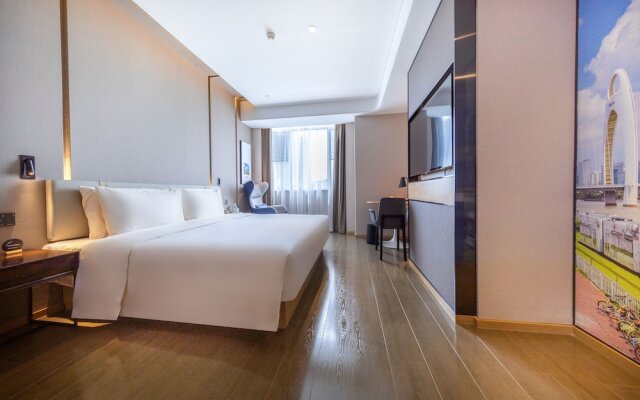 Atour Hotel Jiangxia Metro Station