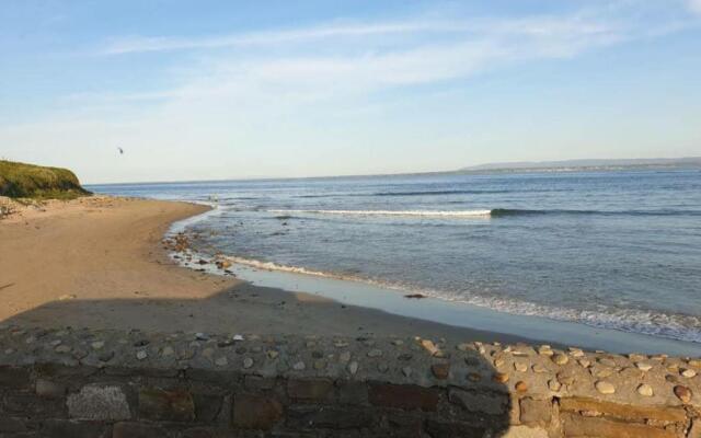 Ross Beach Family Farmhouse B&B