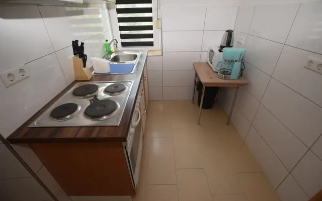 AB Apartment 81