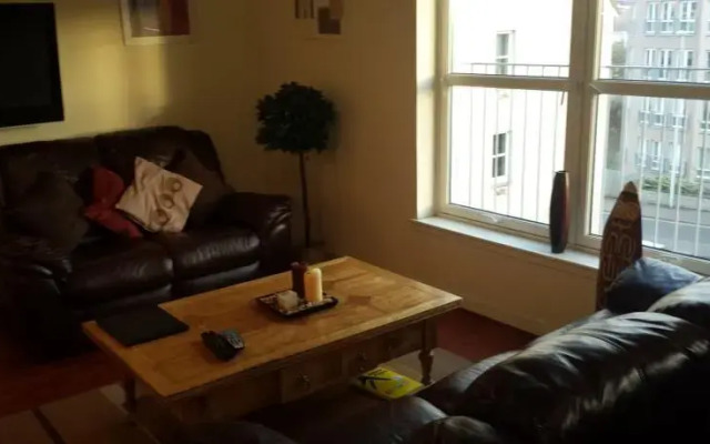 Silver City Sa- Executive City Centre Suite