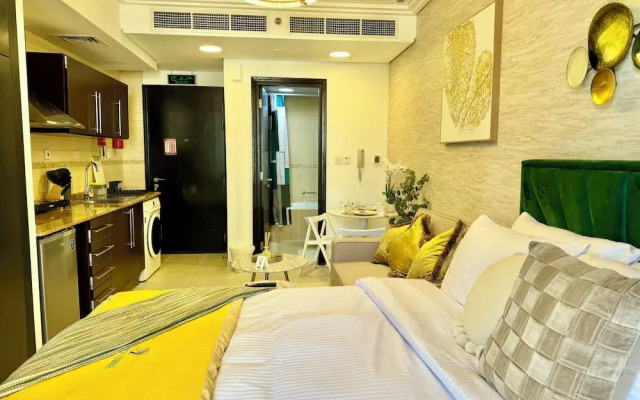 Cosmos Living Sleek and Stylish GCV2