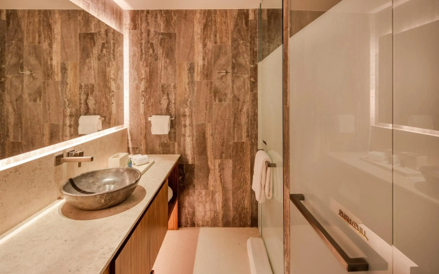 The Club at Solaz, Luxury Villas