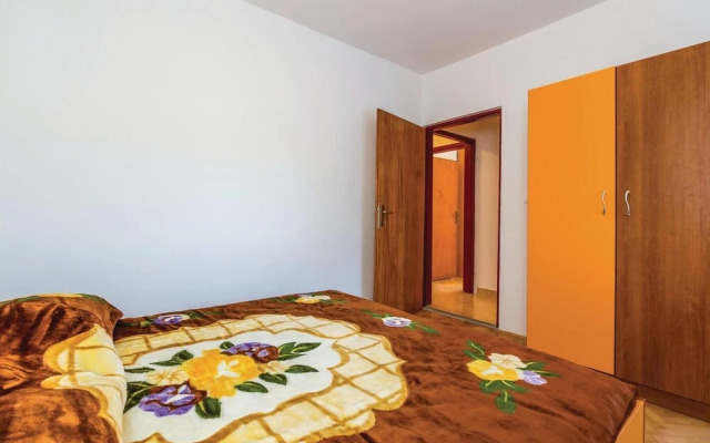 Nice Home in Supetarska Draga With Wifi and 3 Bedrooms