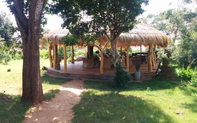 Ruhunu Safari Camping