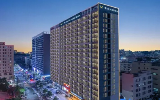 Vienna International Hotel (Dongguan Songshan Lake Huawei Tuanbowa Branch) – Outside – Dongguan