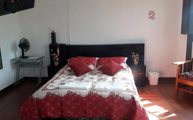 Hostal Cotroneo