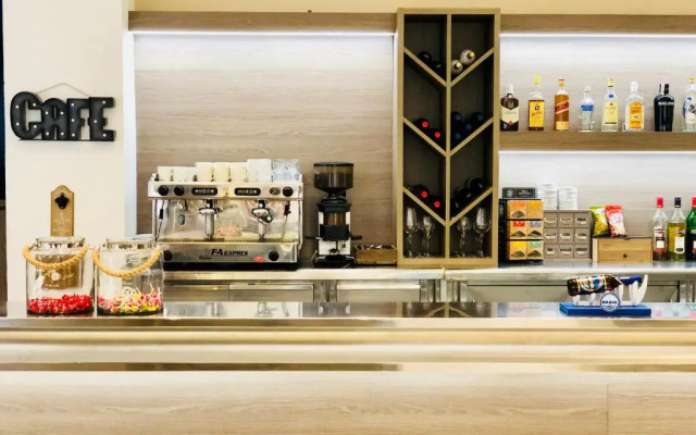 Hotel Carbonell