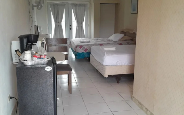 Adderley's Motel
