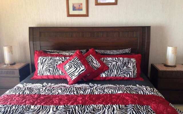 Bhurban Continental Golden Suite