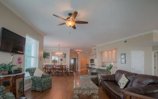 Legacy I 1306 Penthouse