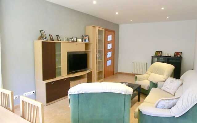 106163 - Villa in Maçanet de la Selva