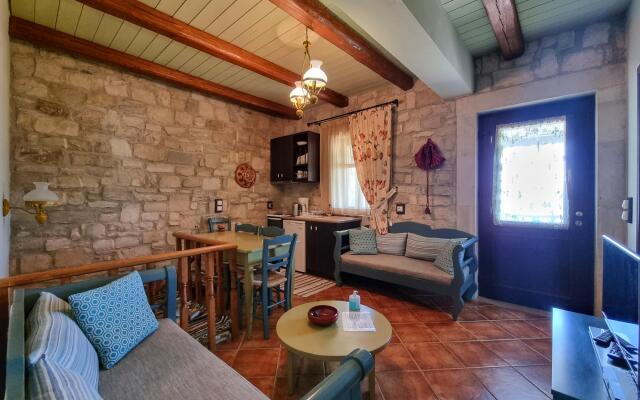 Asion Lithos - Traditional Villa