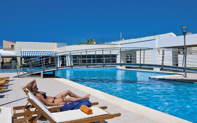 Iolida Beach Luxury Resort