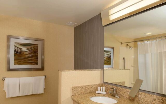 Courtyard Wichita at Old Town