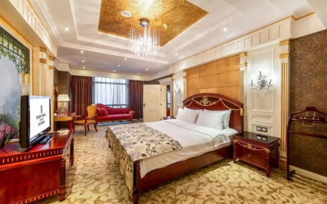 Chongqing Kingtown Hotel