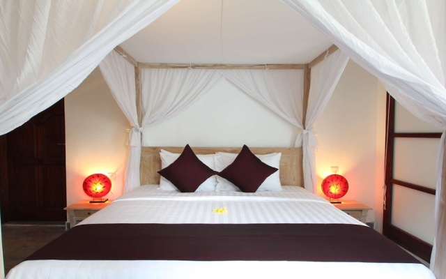 Villa for Rent in Bali 2068 – Guest Rooms – Kuta