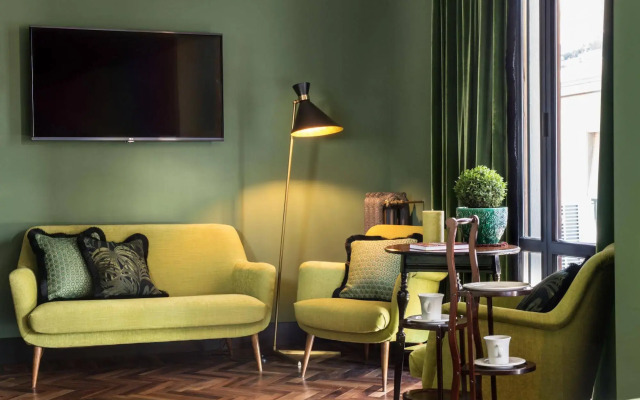 Velona's Jungle Luxury Suites