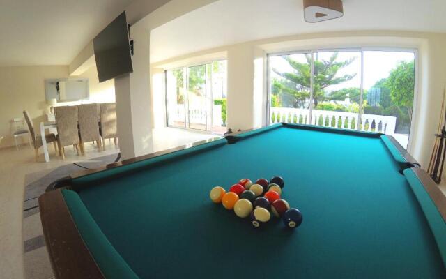 Villa on the Beach by GalanteVasques