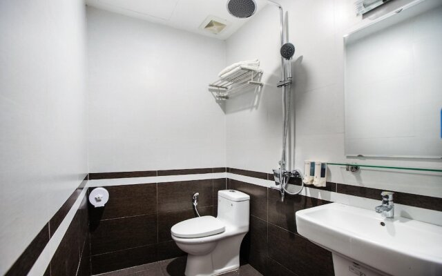 Giao Thong Hotel