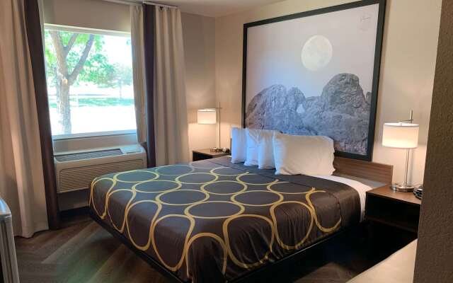 Super 8 by Wyndham Greeley