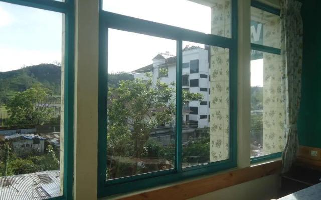 Green View Holiday Inn