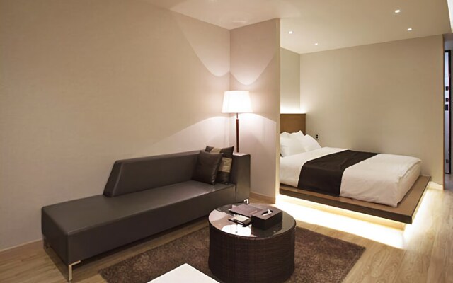 Yeosu Demare Pool Villa
