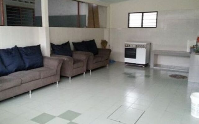 Riverside Homestay