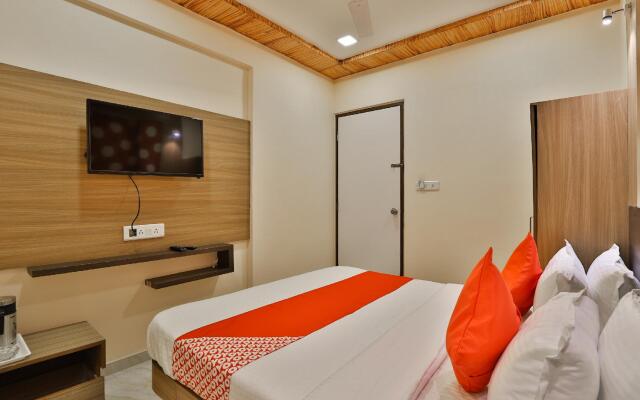 Hotel Shree Krishna Palace Naroda rd
