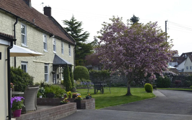 The Lawns Tea Room and B&B