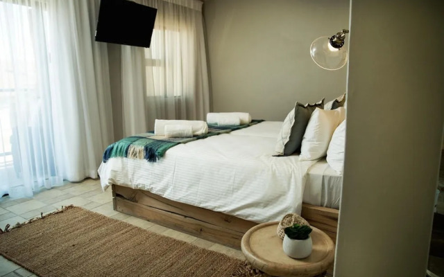 Driftwood Guesthouse