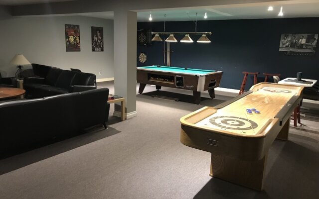 Hush Lodge & Cottages