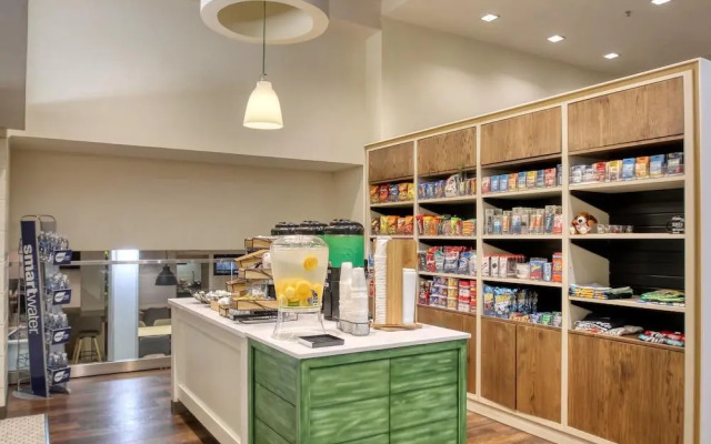 Holiday Inn & Suites Atlanta Airport-North