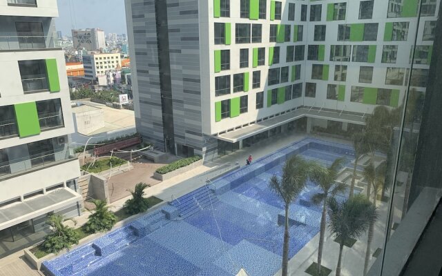 Republic Plaza Apartment