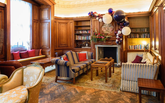 St Giles House Hotel