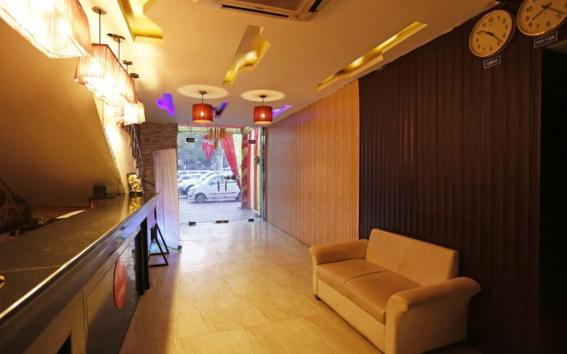 OYO 834 Hotel Aashirwaad