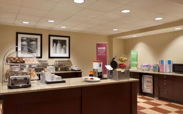 Hampton Inn & Suites Hartford/East Hartford