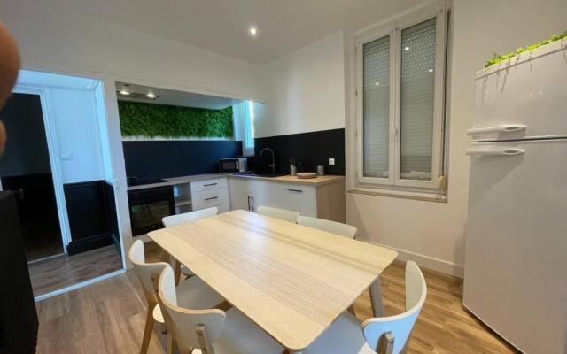 Superbe appartement rénové avec parking gratuit