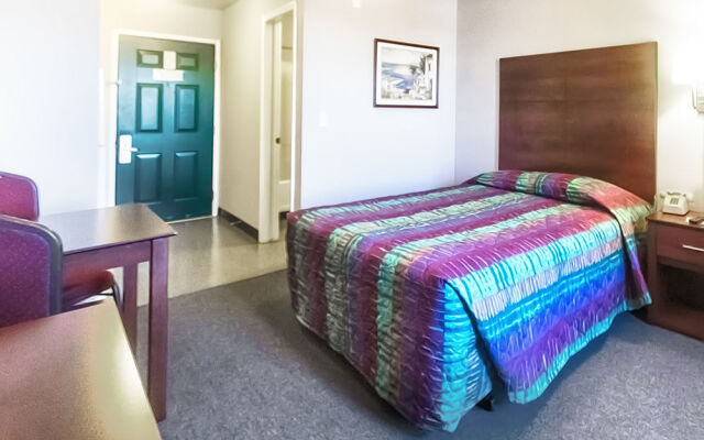 Savannah Suites - Arvada, Colorado