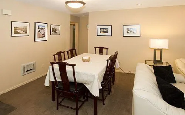 Aspen Creek Condos by Grand Mammoth Resorts