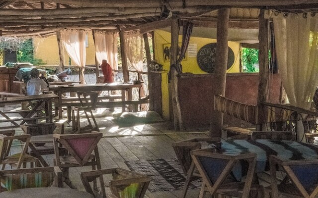 Bonobo Lodge
