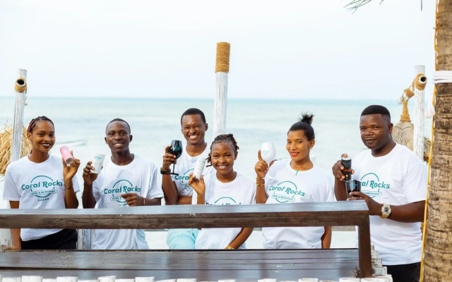 Coral Rocks Hotel & Restaurant