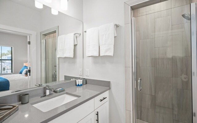 The Ricardos Joint With Hot Tub