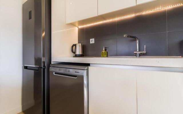 Luxury 3 Bedroom Apartment with garden in Glyfada