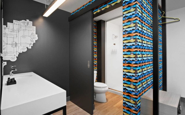 Aloft Kansas City Country Club Plaza