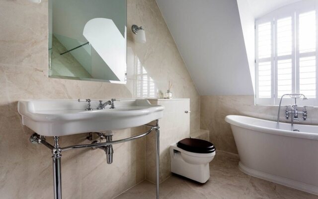 Luxury in Chelsea Townhouse