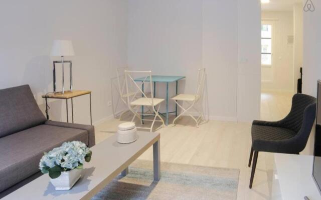 Charming Studio in Cuatro Caminos Area